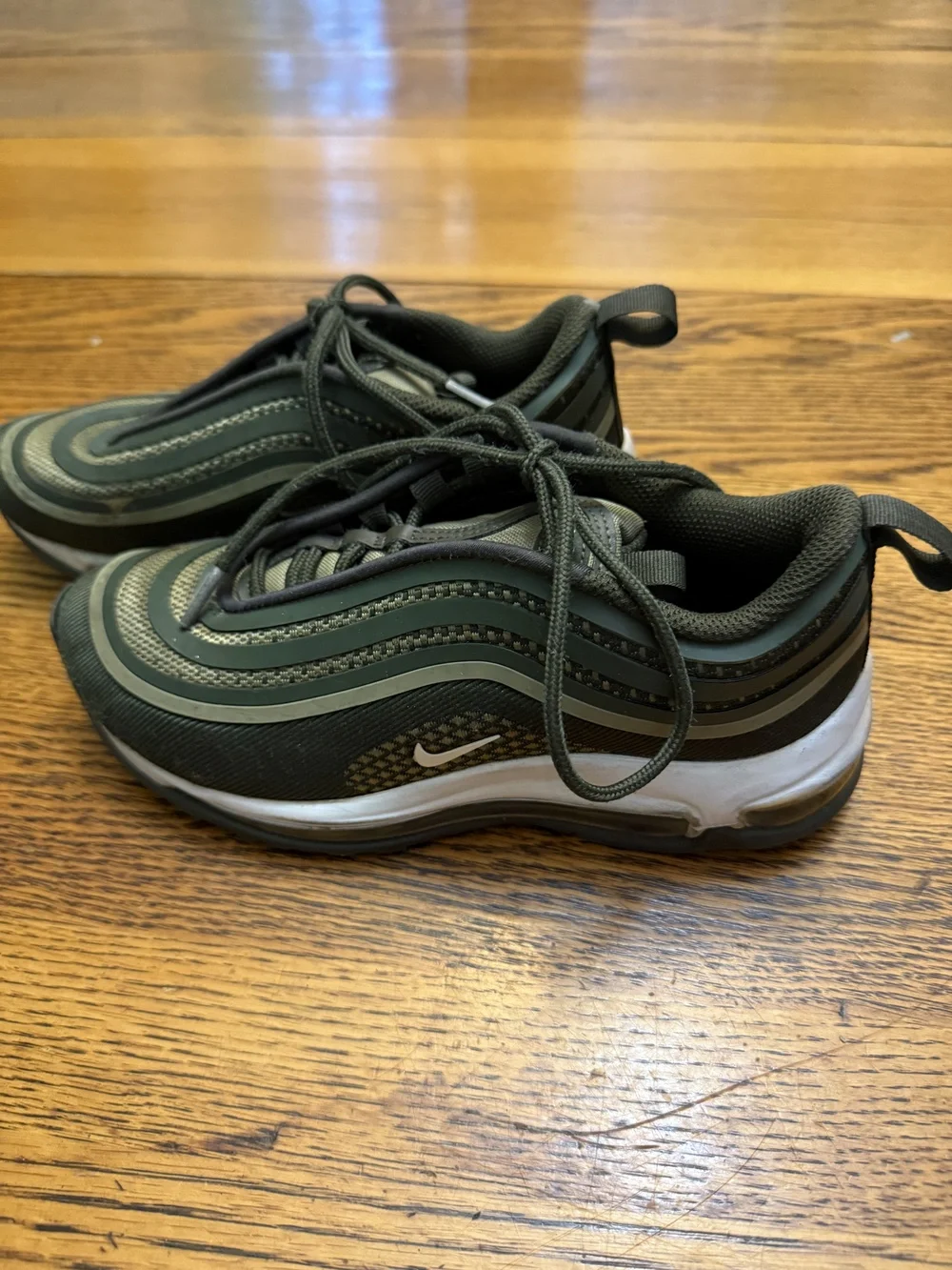 Nike Air Max 97 Shoes Youth Size 3.5Y 917998-300 Running Athletic Sneakers